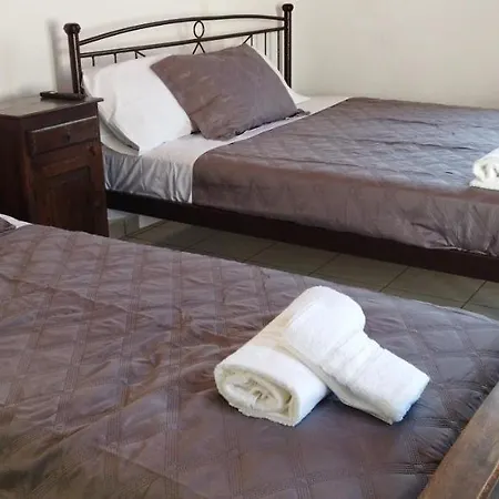Perissa Art Rooms Apartment *